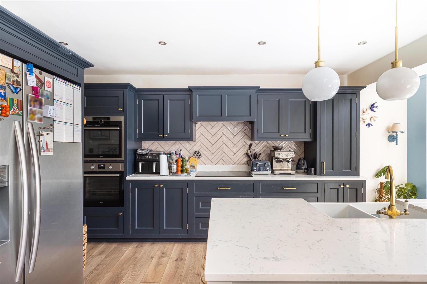 Property Image 212570ac-033a-4d87-ba0a-53dbdcb11a93