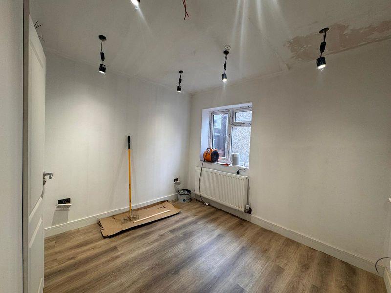 Property Image 2127ec8a-0e83-4c9a-aa1d-385b5a0444d1