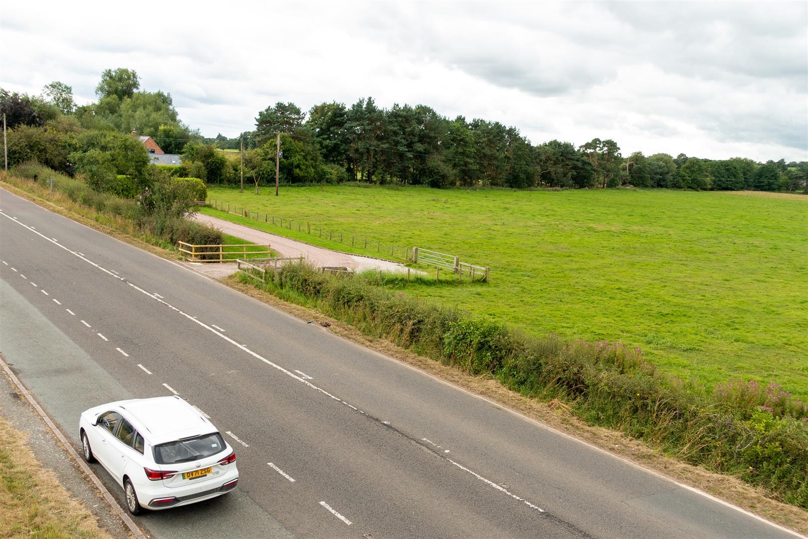 Property Image 212ae672-8a54-49bd-a8cd-a3462dec908a