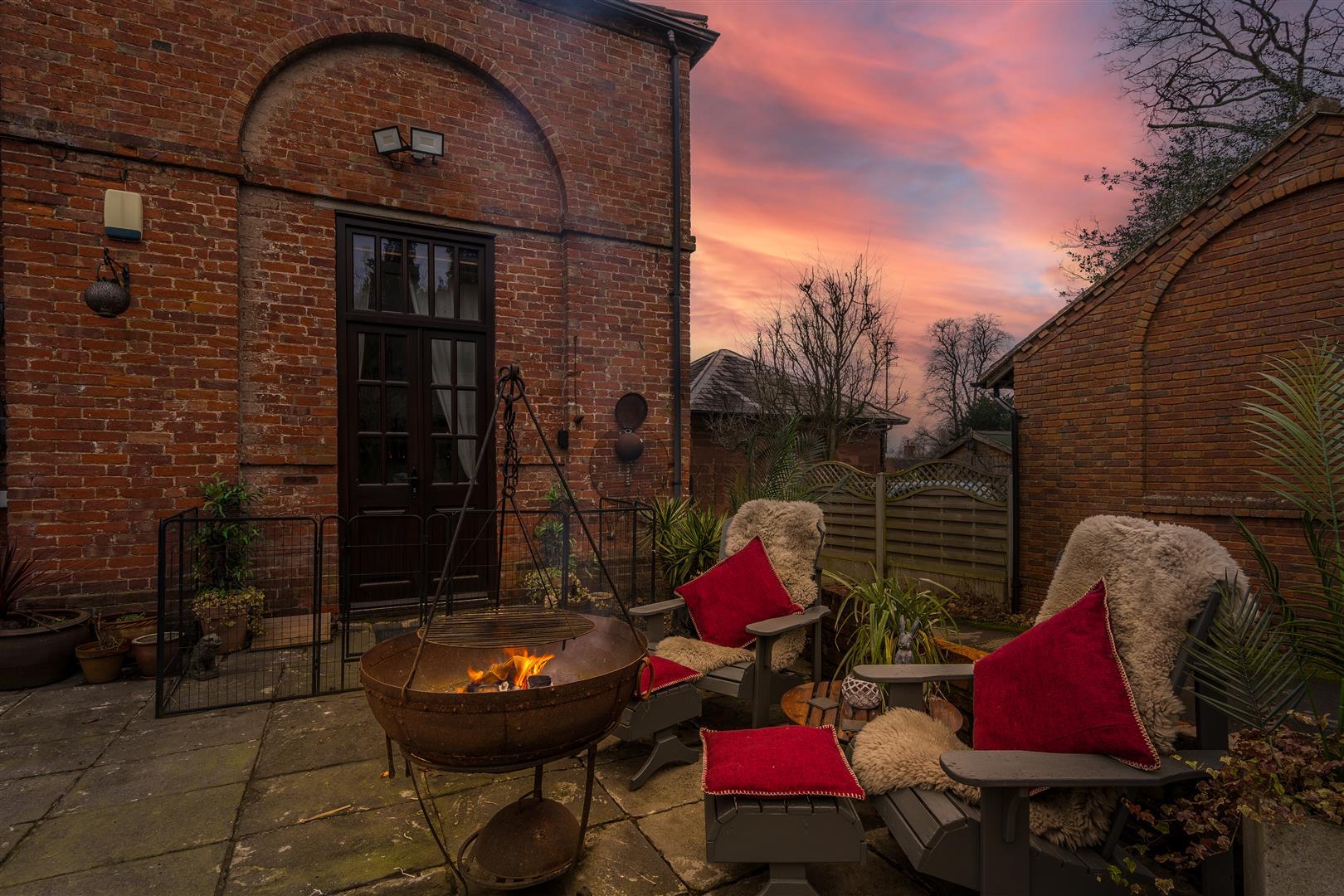 Property Image 2148d56e-4c03-4ff2-9fb3-e960f2189acd