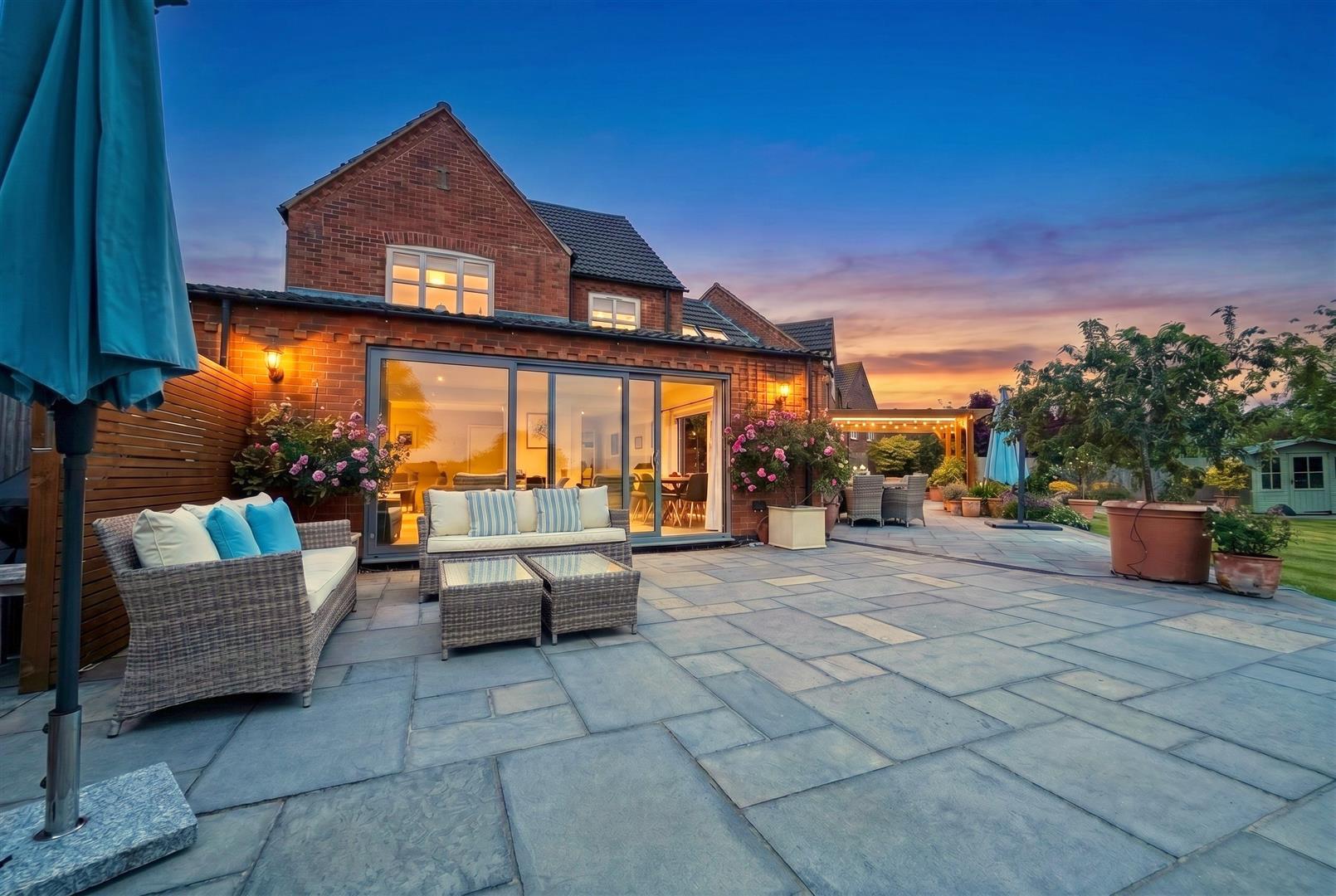 Property Image 215c275a-50f8-4e34-9d79-c368d93dced3