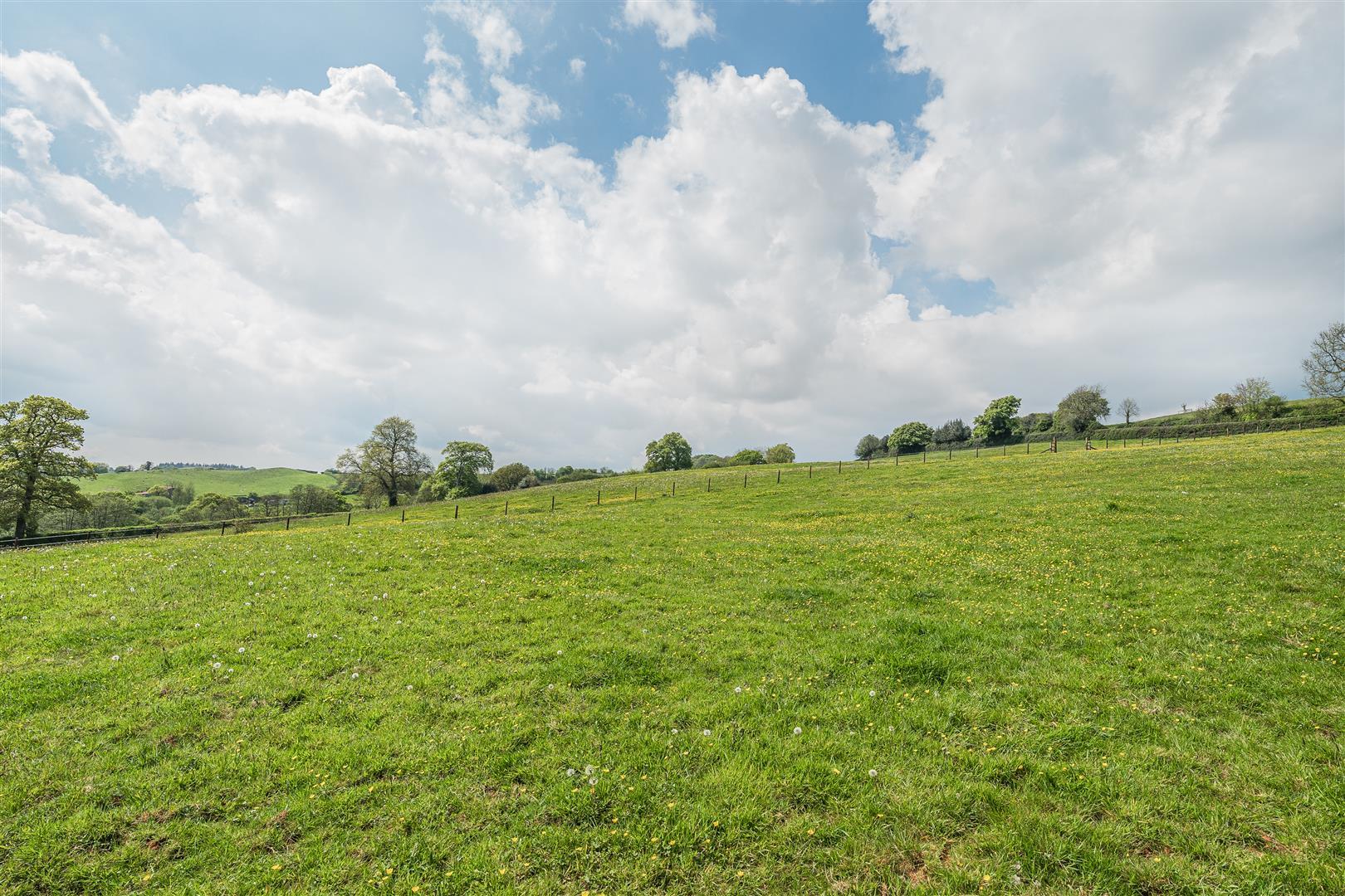 Property Image 215debe3-08fe-42b8-b06b-a0b01942bfb3