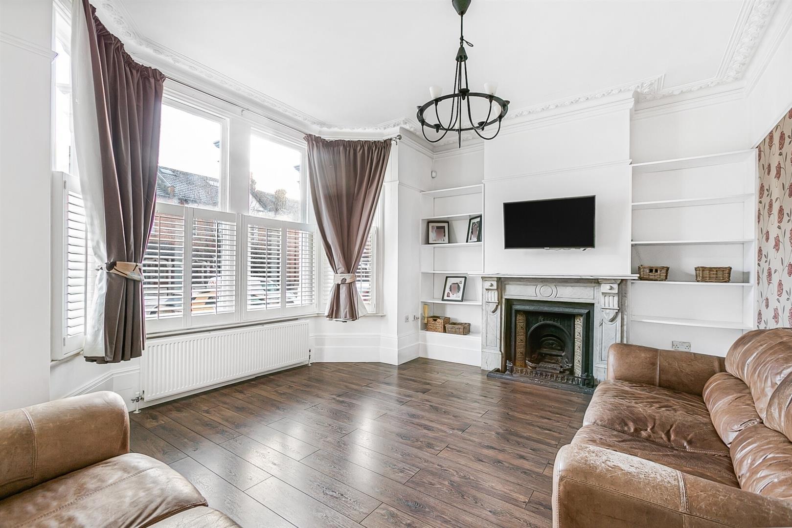 Property Image 215f98b1-bbe0-4189-a765-cf20d09be243