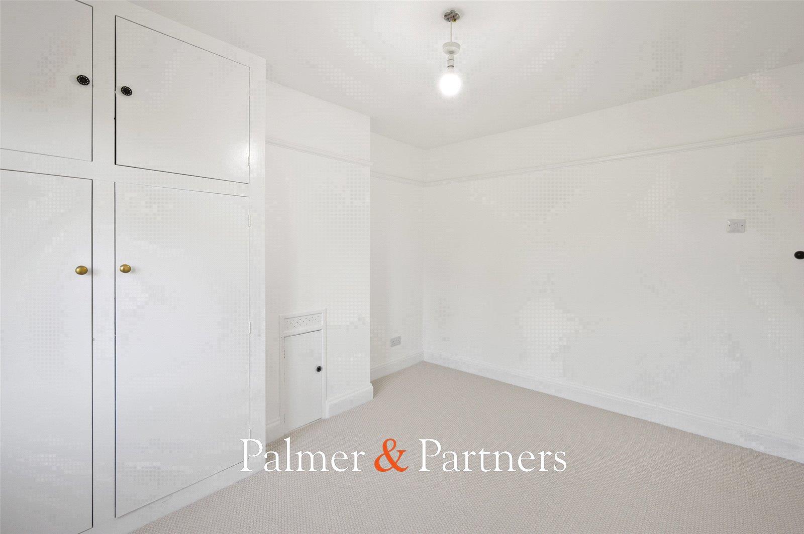 Property Image 216075d0-def9-4362-b8e7-cdbb5c2327be