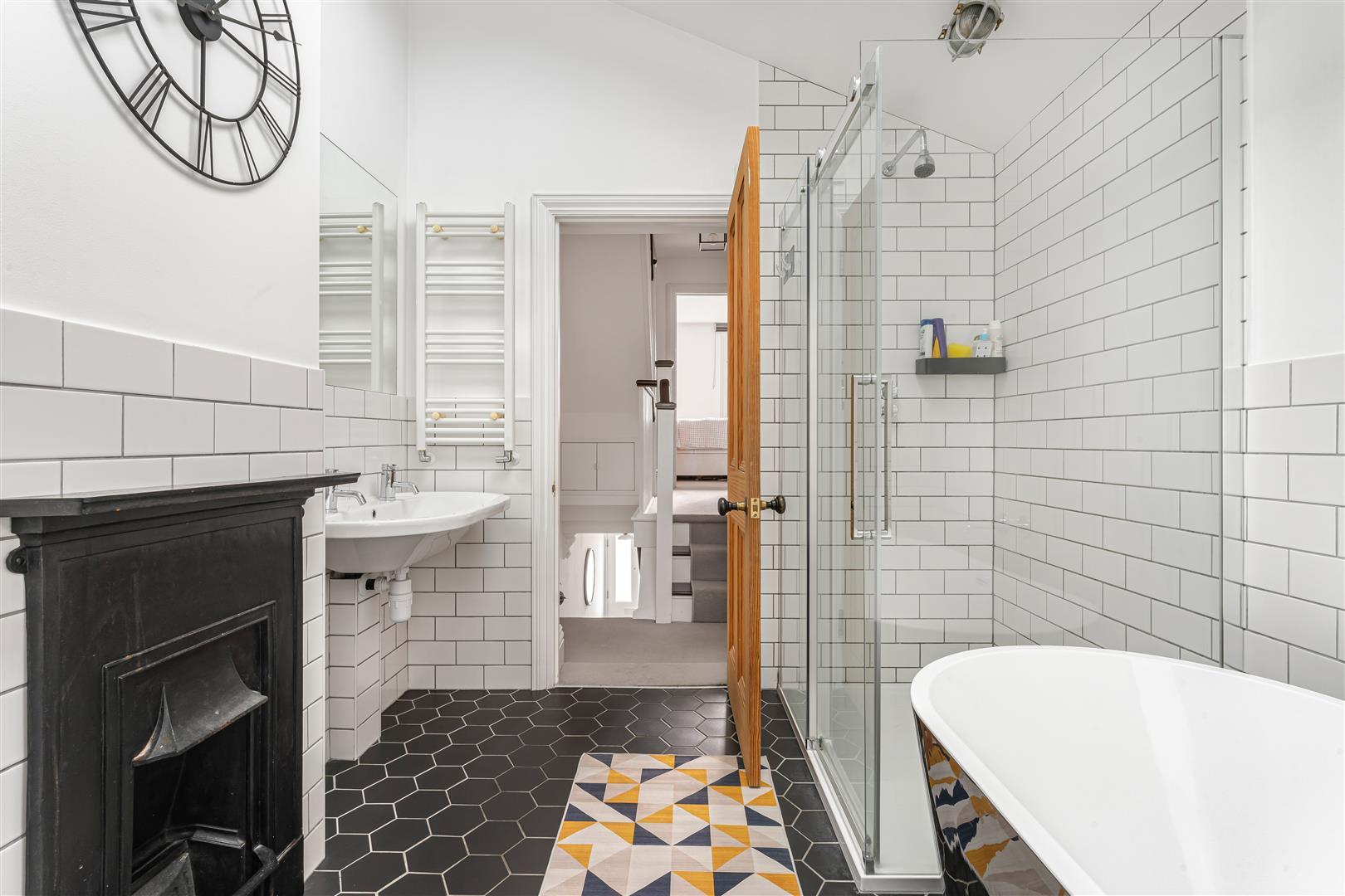 Property Image 218226ae-ba9f-415b-9abf-220237a98b0d