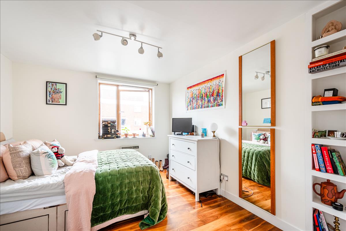 Property Image 21824d85-cf5f-4377-8637-237711c8afa5