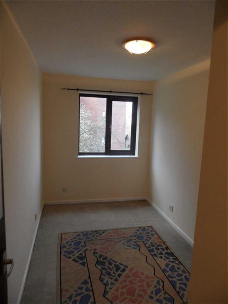 Property Image 21867229-b3c9-495f-a278-92e4eba62fd1