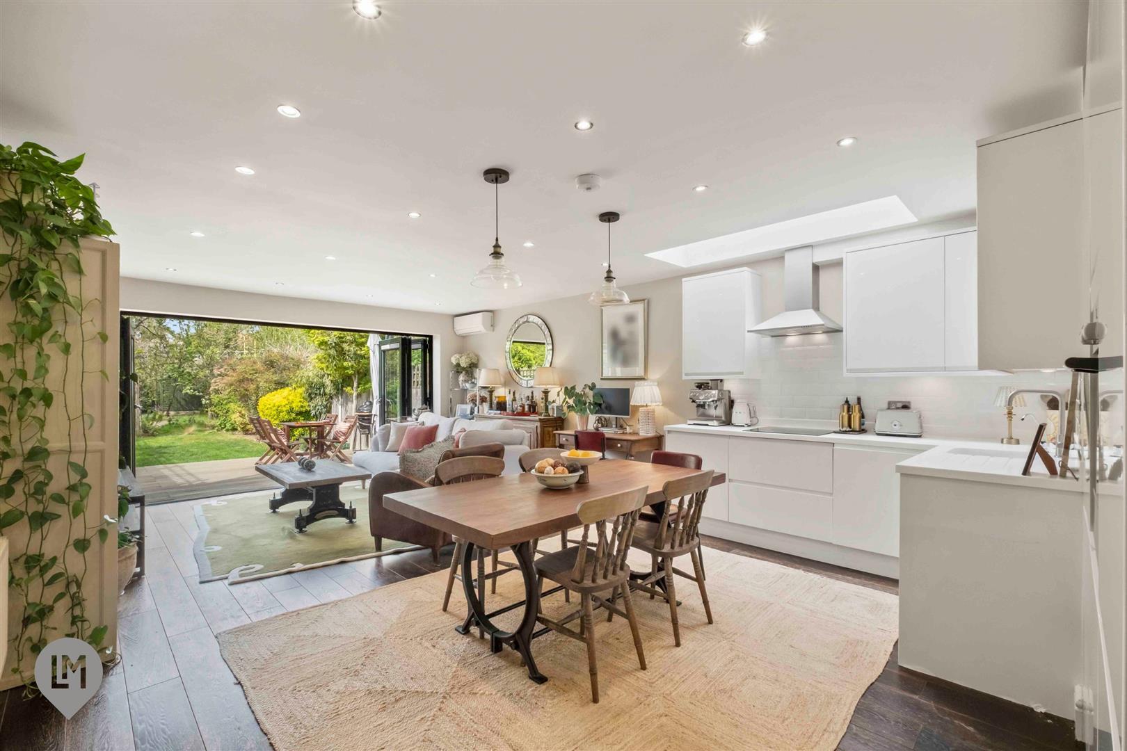 Property Image 2188438c-f0ac-4067-bd61-d6fe223389c8