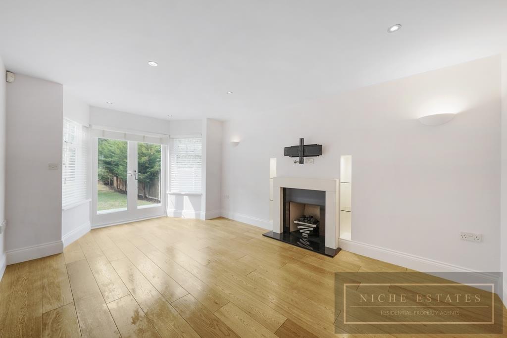 Property Image 218f8a4a-5ea0-4309-9cd6-43c63de17c60
