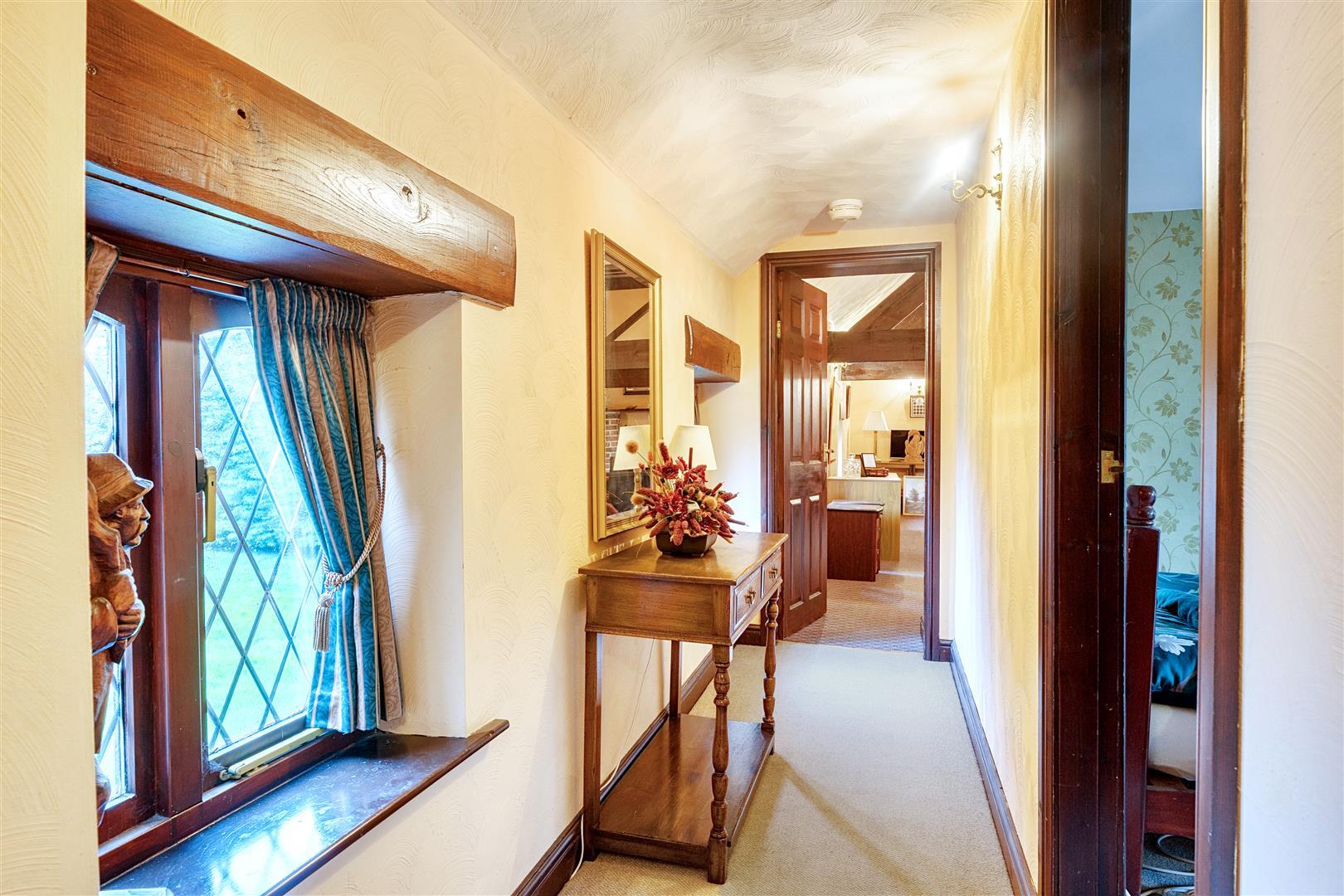 Property Image 2192f05c-285f-4bff-8a1e-ff21ee48f8e7
