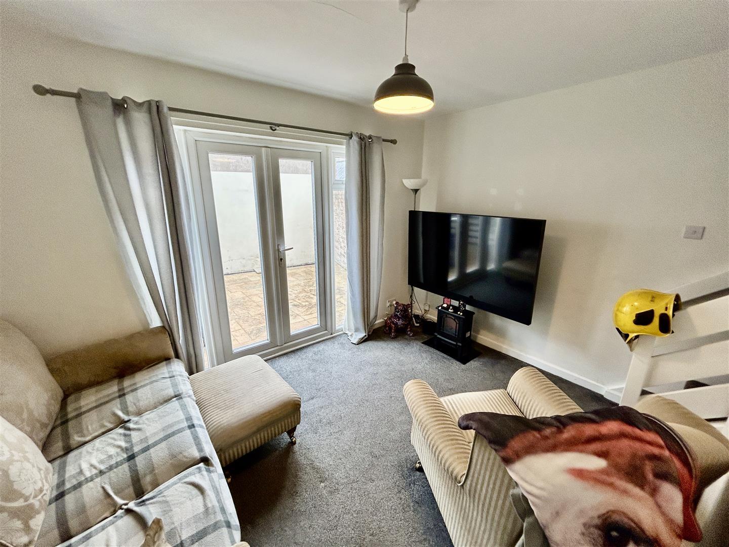 Property Image 219961d8-1778-4d11-836e-67c1e9b9d102