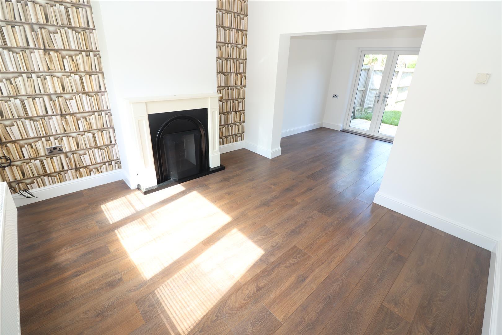 Property Image 219aeb5b-f004-4dfc-8004-1fd1f7ffc0e2