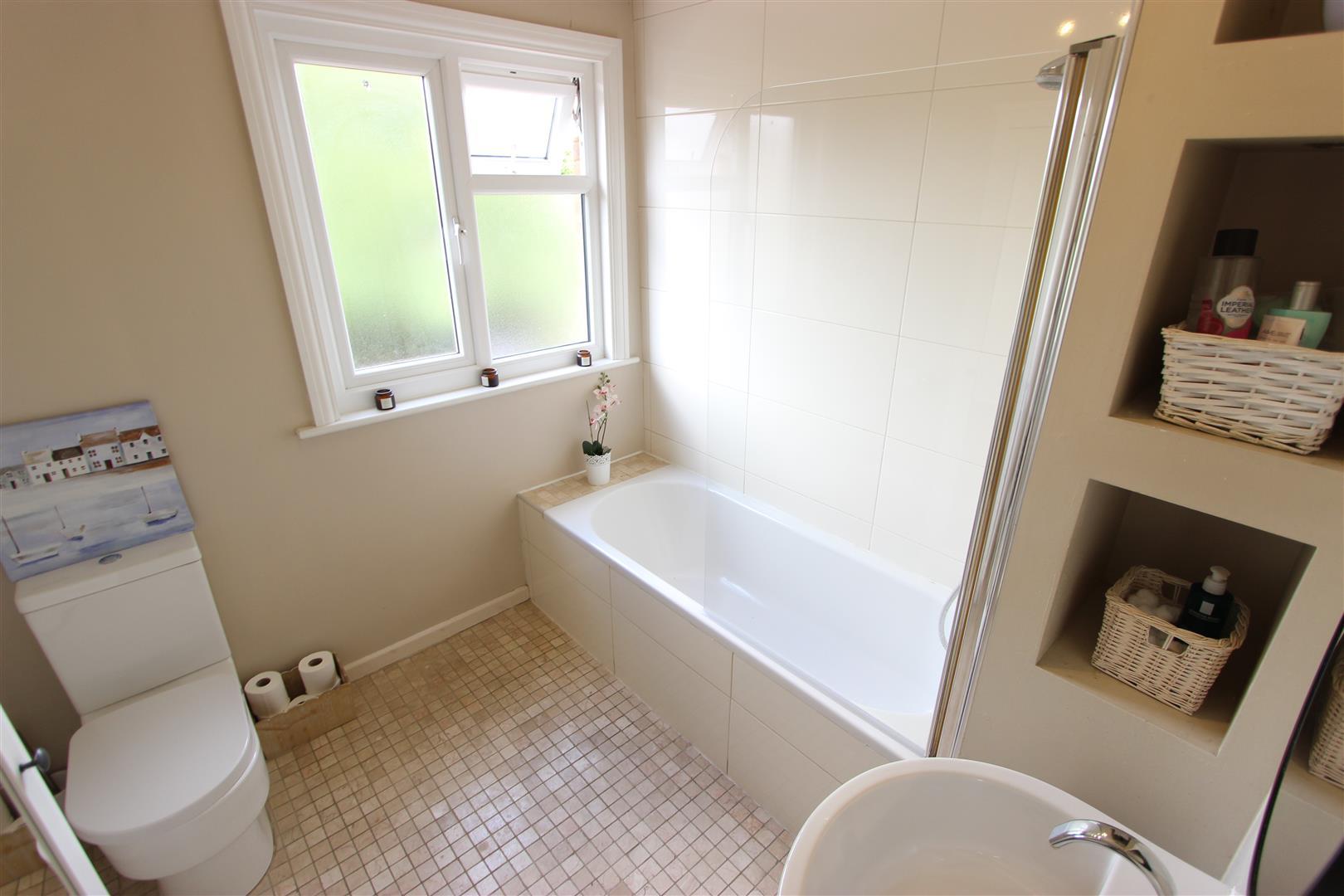 Property Image 219d727b-6c57-4e1a-8aca-ecb5d7d156c1