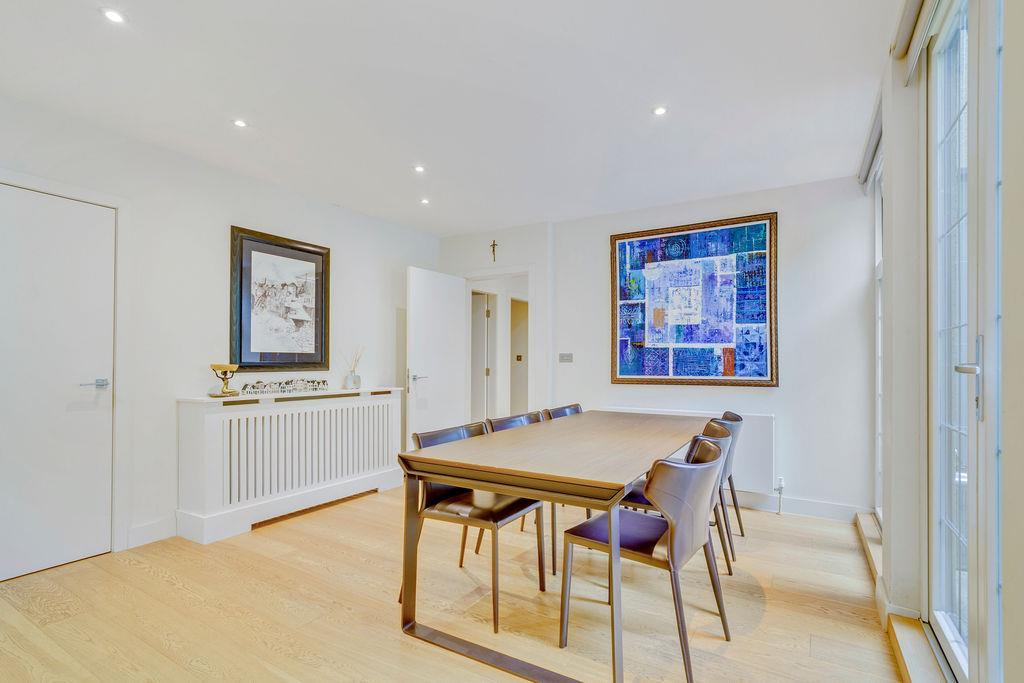 Property Image 21a87122-24e7-4fff-b45c-043c486f411a