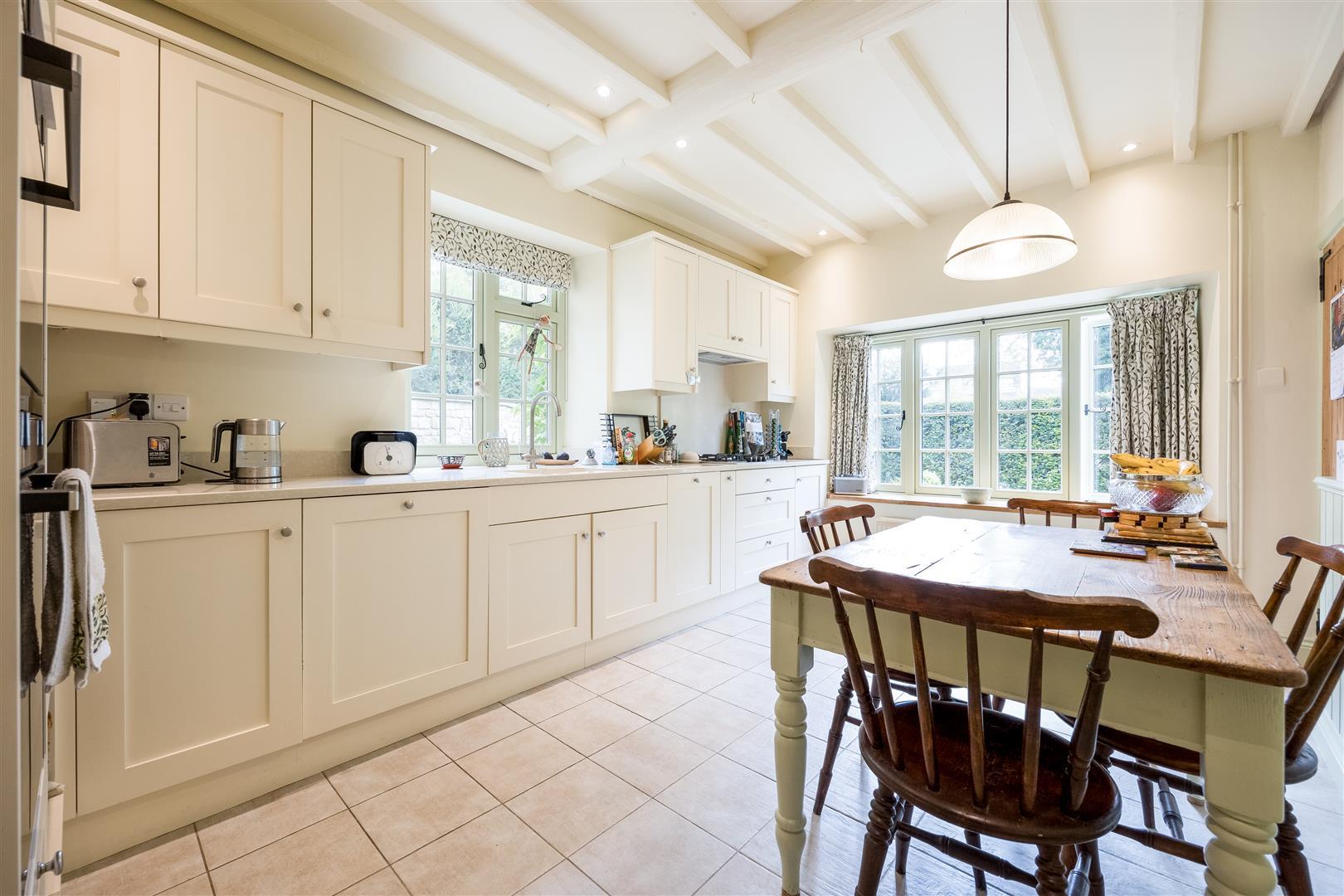 Property Image 21a9b240-2000-4423-89eb-8493349f6b09