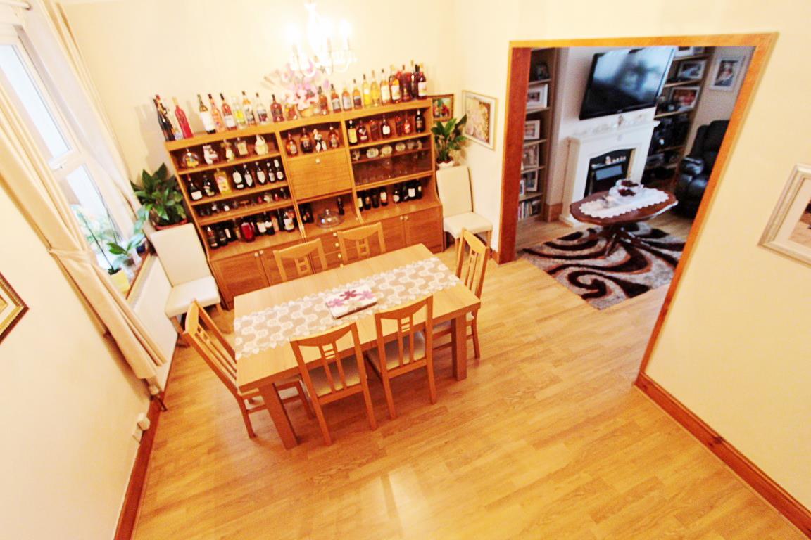 Property Image 21b25f04-e97e-418f-b720-1352312ba103