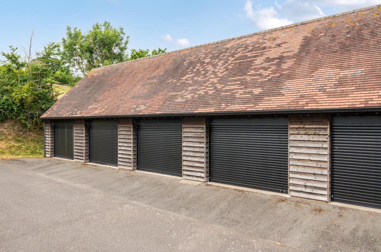 Property Image 21b43599-b4ee-4efe-8e38-dea56ffae44c