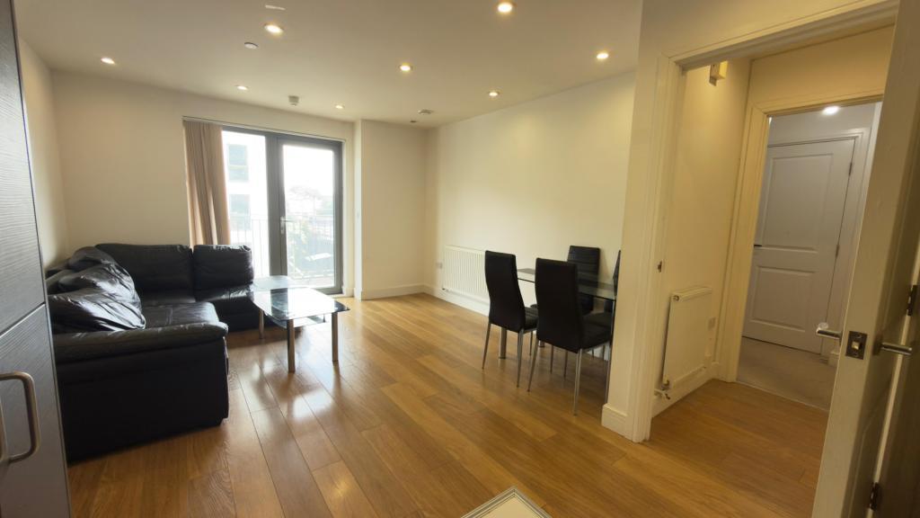Property Image21ca9202-32e1-46d1-8e73-a68e88317220