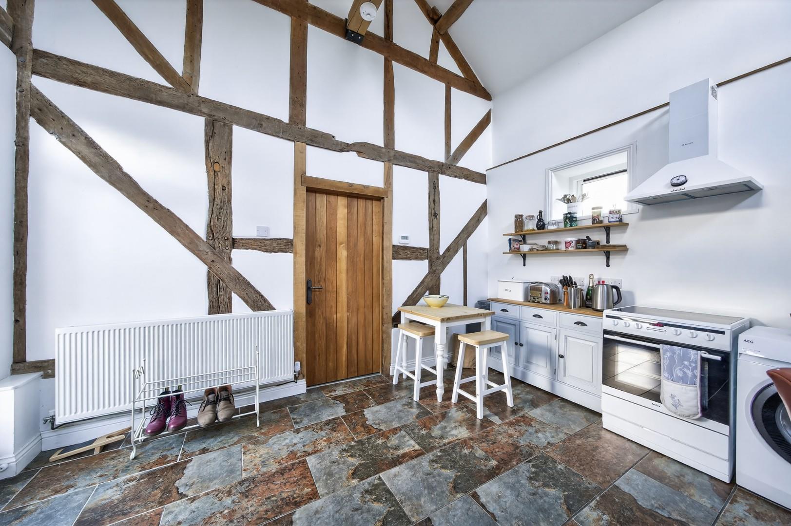 Property Image 21de1f36-63f9-41f0-a6d0-1932e8bea190