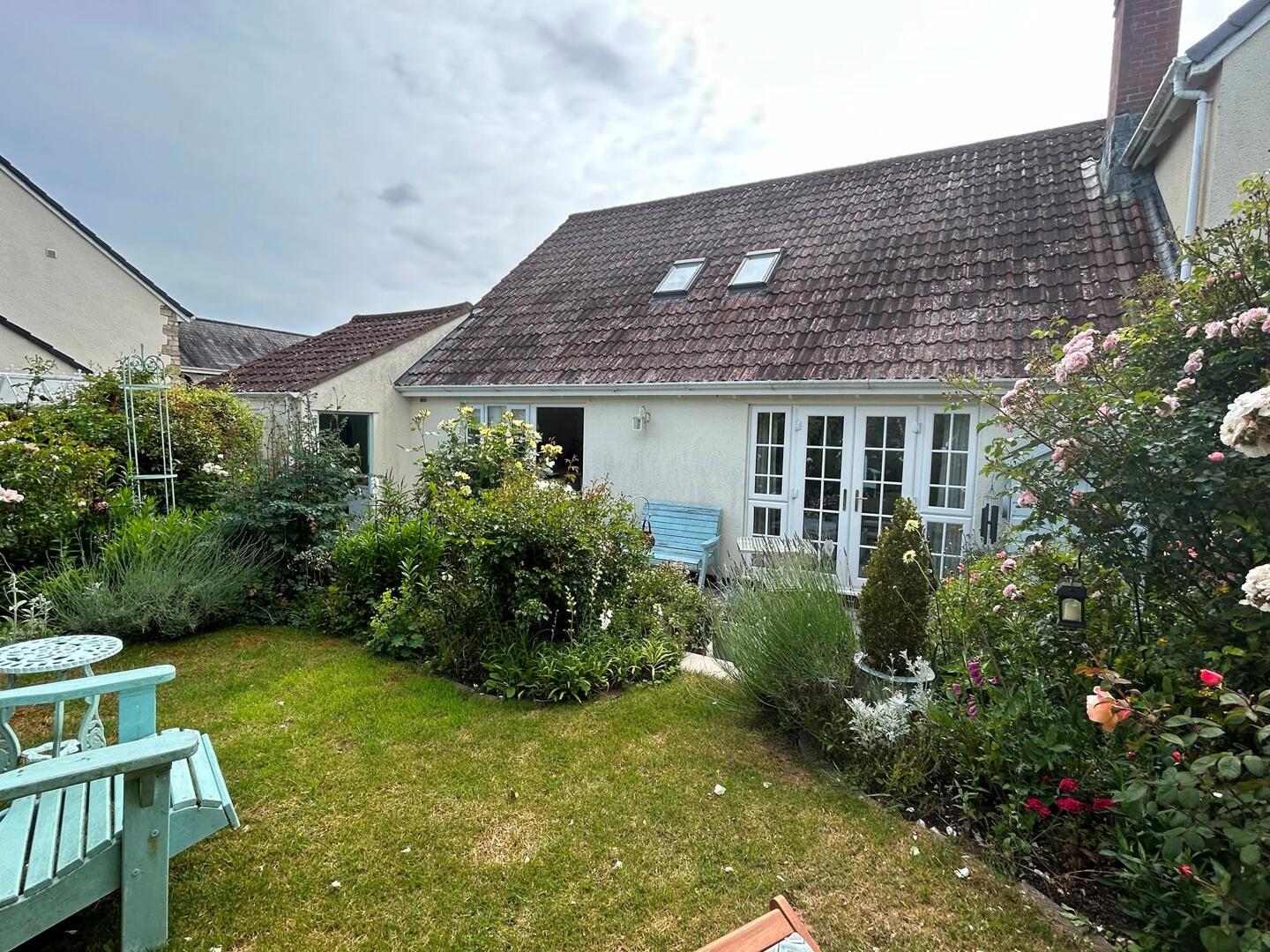 Property Image 21e86052-3ac3-40db-87c2-38ef14e7f6d5