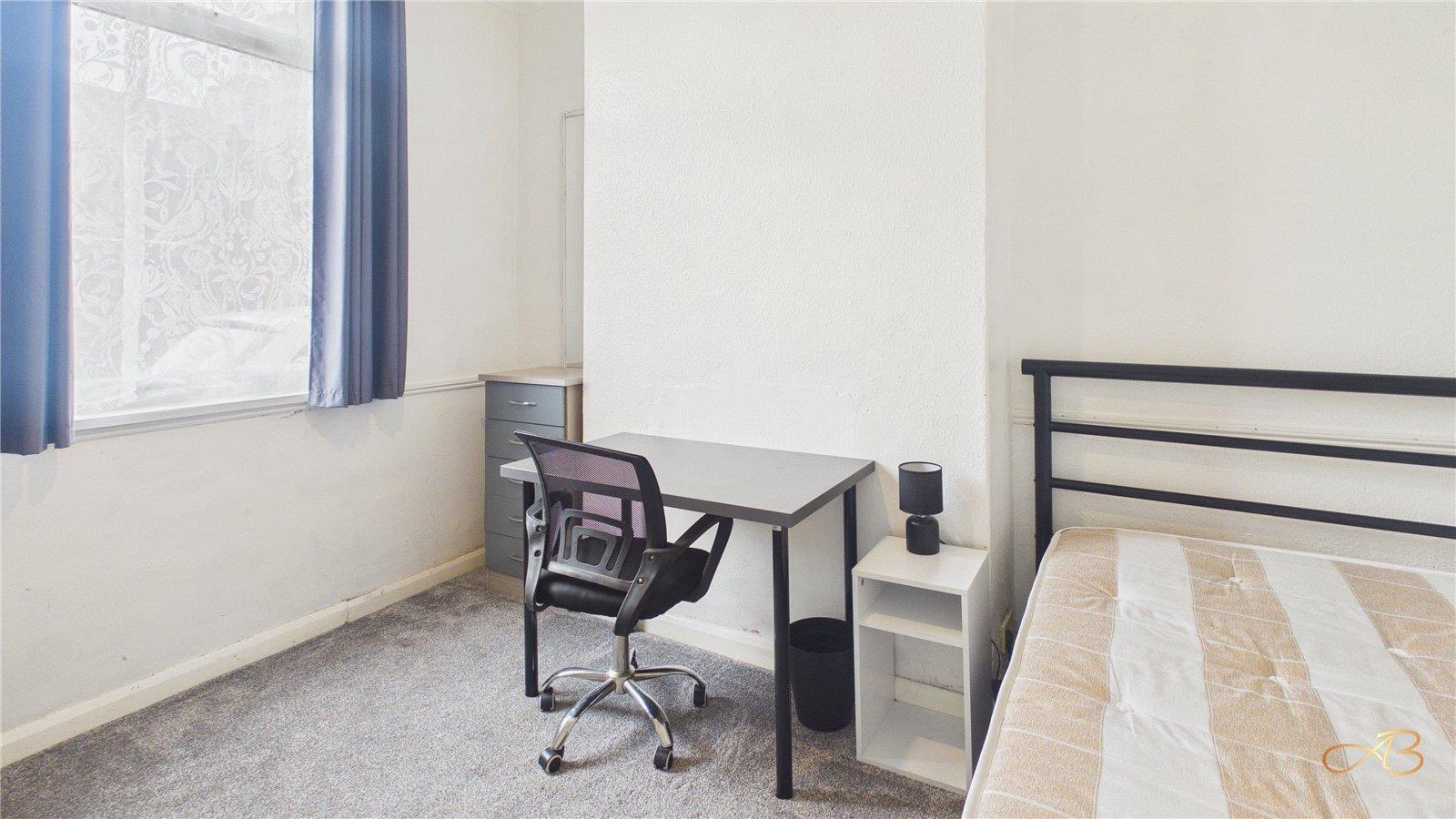 Property Image 21f7db33-d9c7-471c-ac63-3d170d13a74a