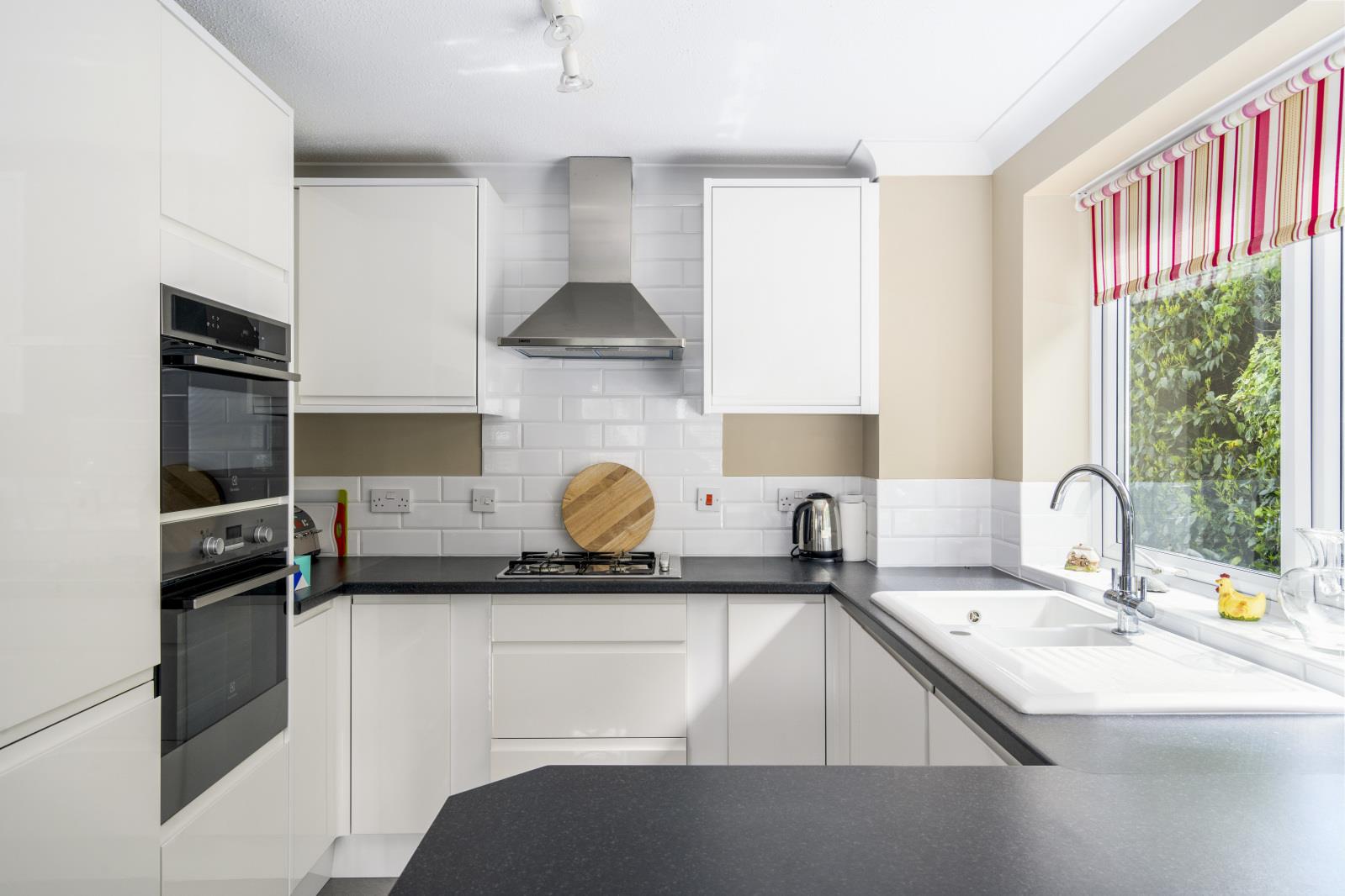 Property Image 220c5174-b08d-4900-8667-51616f128816