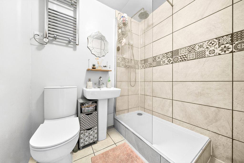 Property Image 22157161-f890-49bd-853b-a4cd01ce6b48