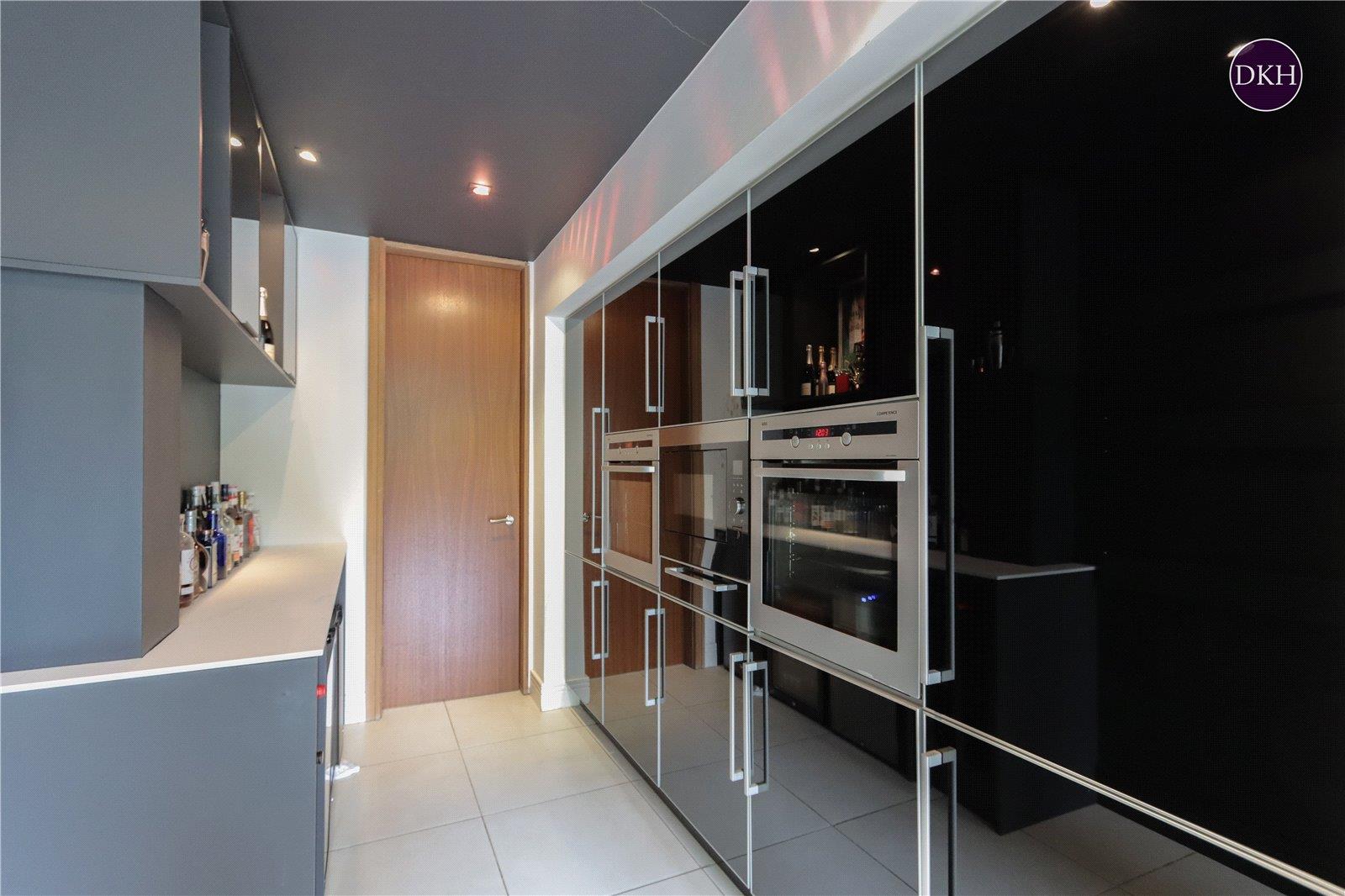 Property Image 2231f527-cda5-463a-ba68-35e548825f8c
