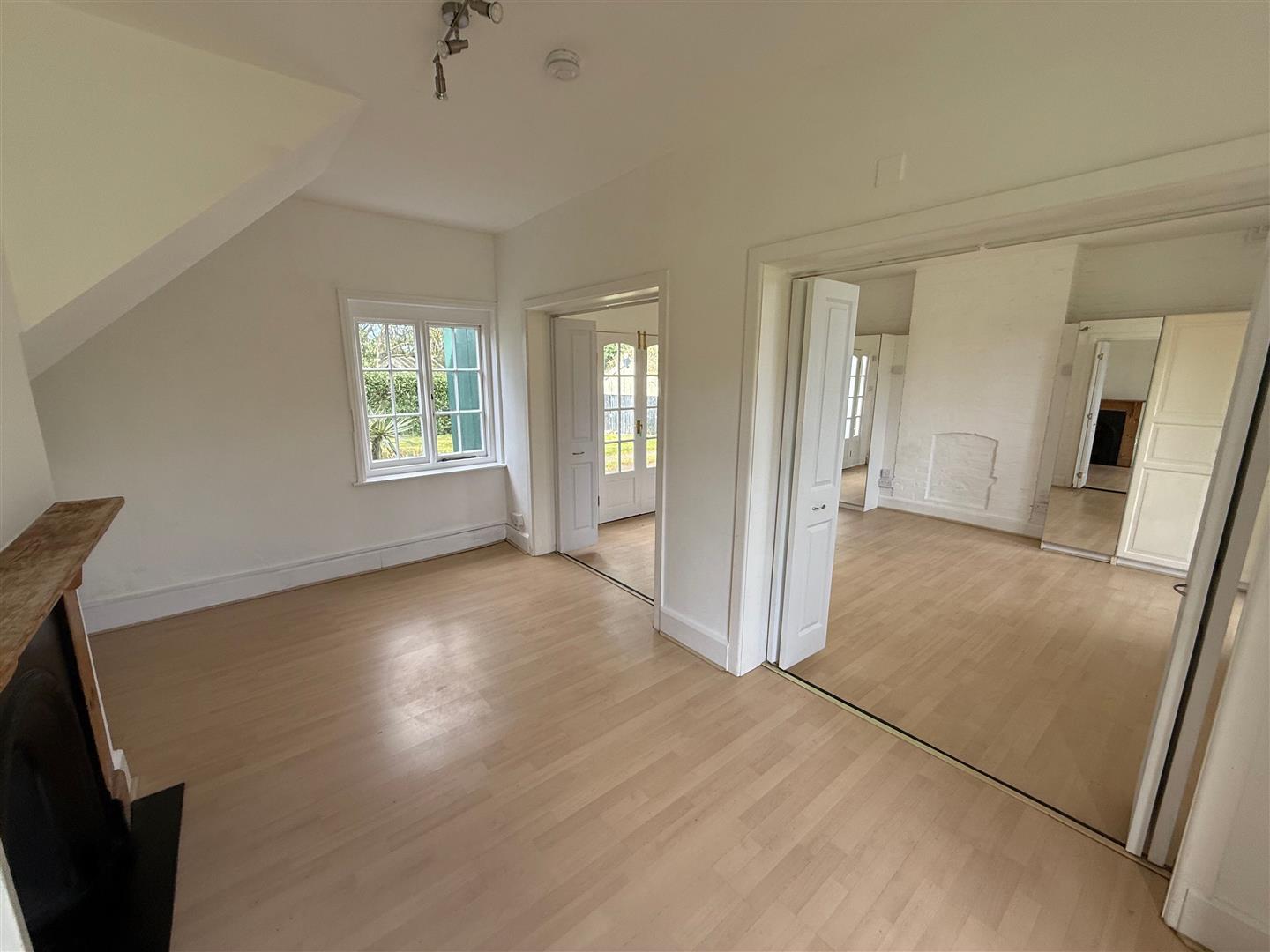 Property Image 2242b0af-3006-461f-a8ad-7c4133fdff7c