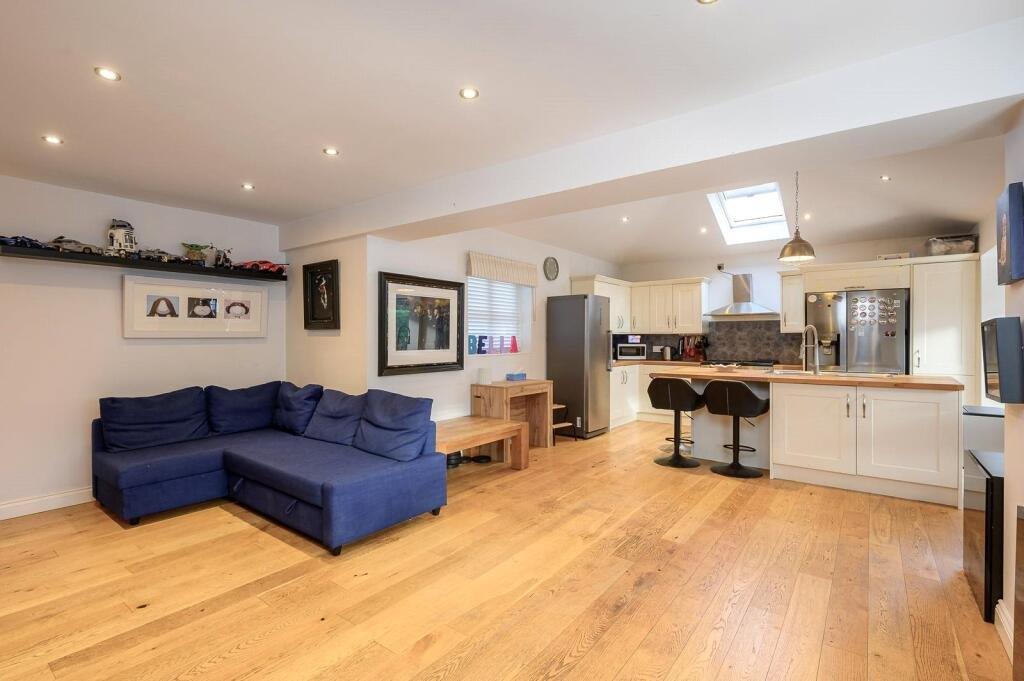 Property Image 22594de3-3d4d-4299-a399-b7c7429aacb4