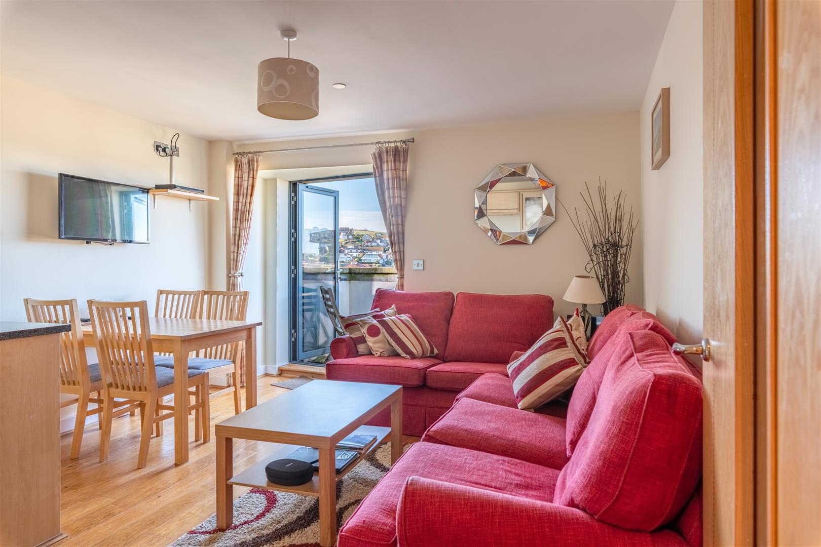 Property Image 225d7285-05dd-472a-b26d-beadebd7eb1c