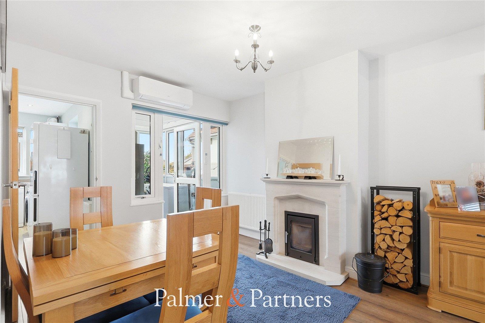 Property Image 22664104-8418-4224-b133-9f9153d3e540