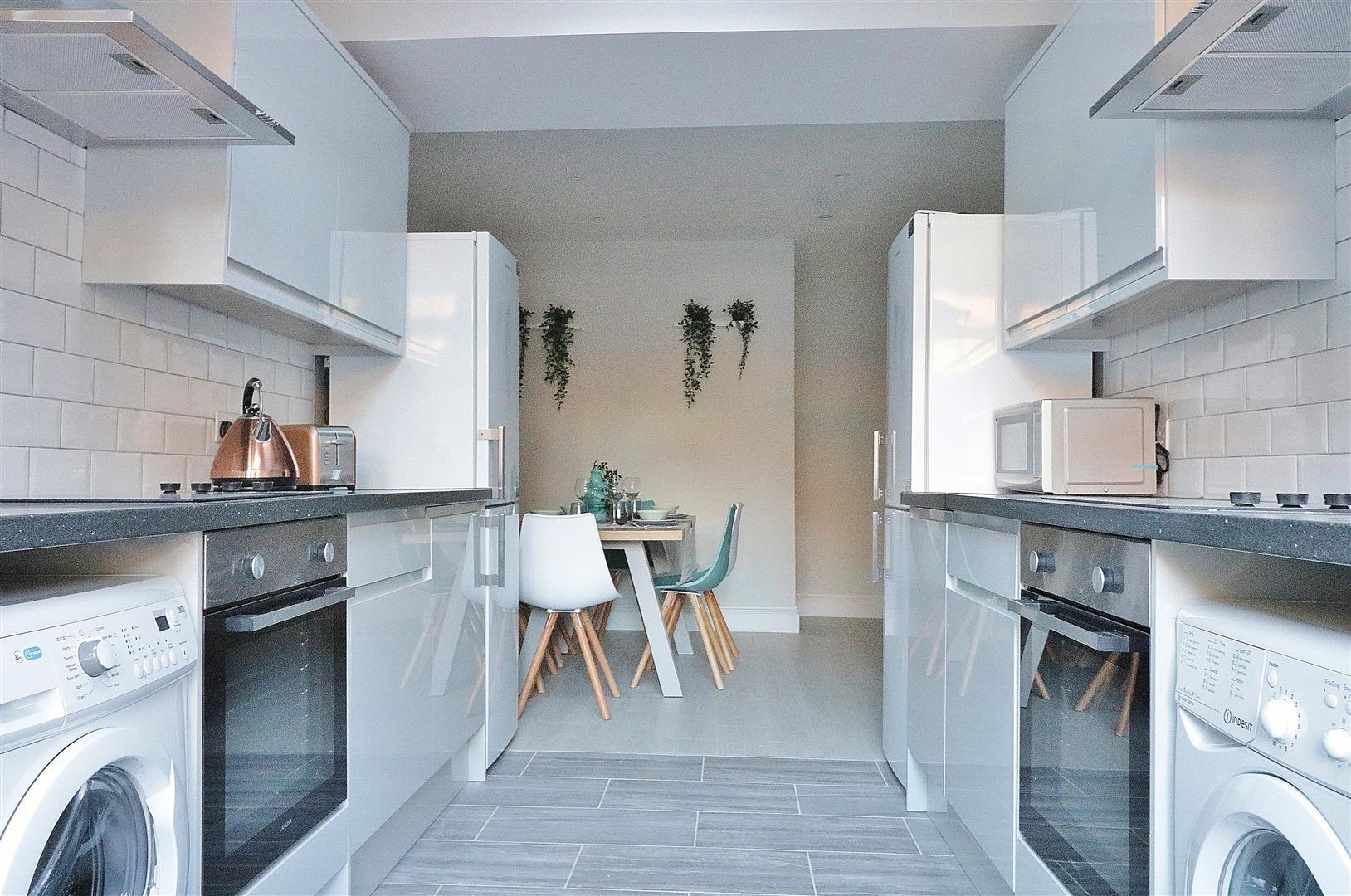 Property Image 227a90cc-7602-4651-903a-997ce3a81532