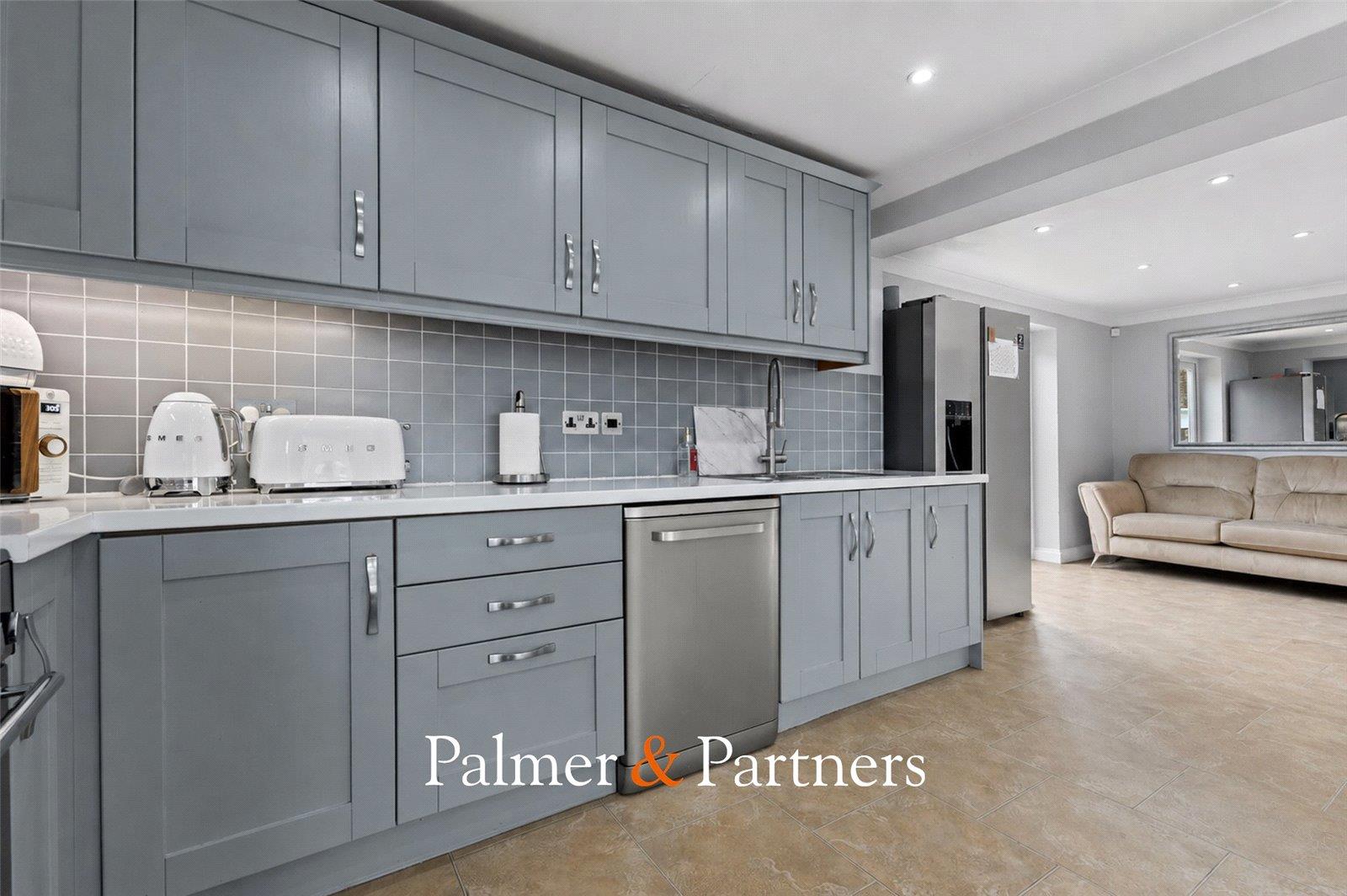 Property Image 228786cd-6464-47e6-a5c4-0815446142ae