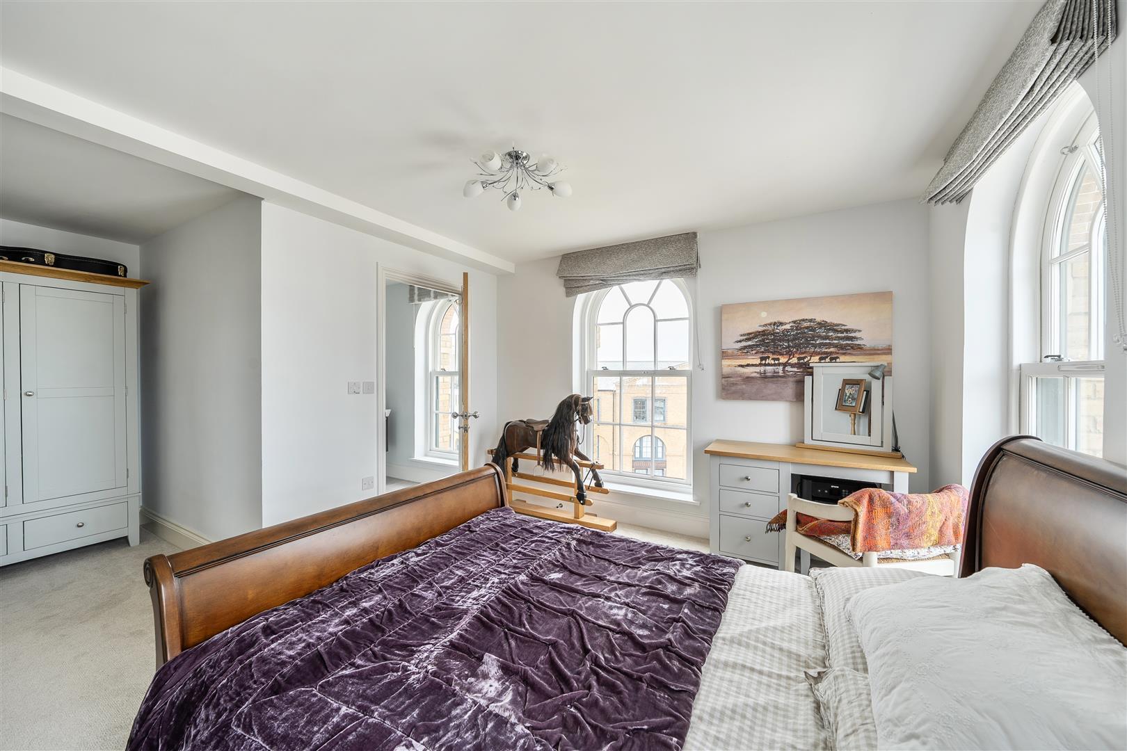 Property Image 228e4276-3b51-45a4-975c-8089bb03ed2c