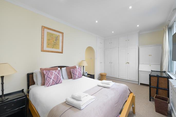 Property Image 22978b58-dc58-49a1-9e35-8be2d700cfcc