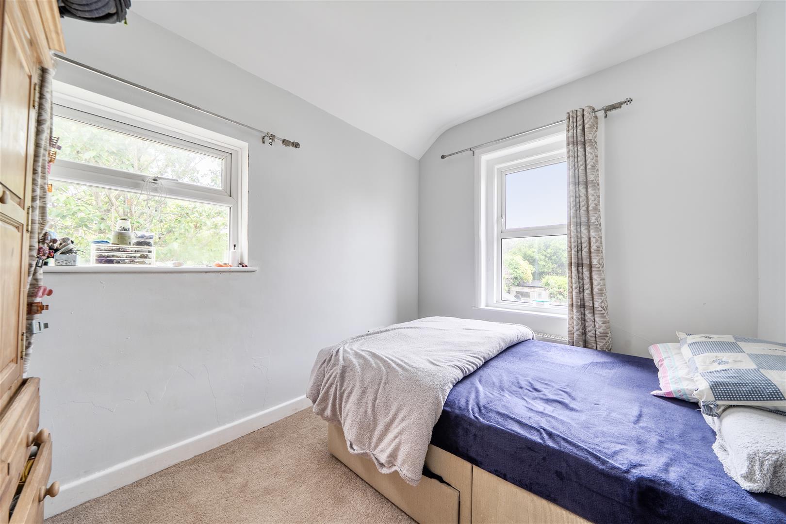 Property Image 2298f151-c0d3-45a3-99c3-aa40f48f726d