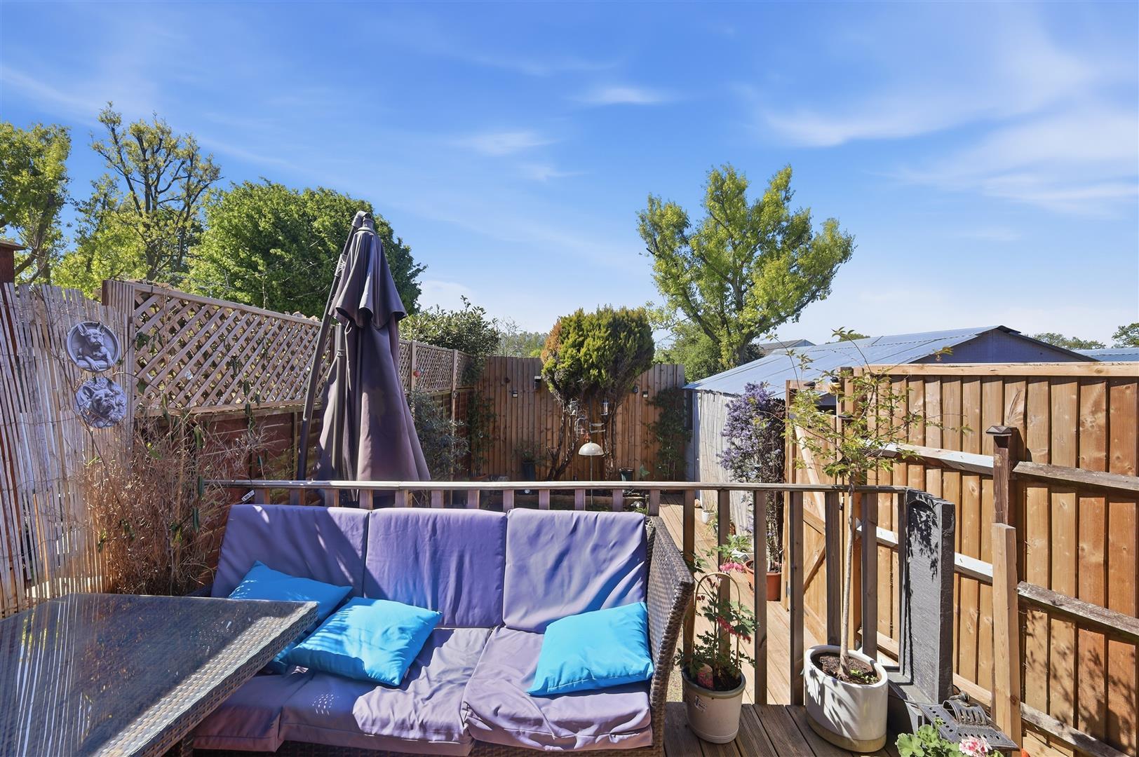 Property Image 229b477a-a25b-4755-95ec-1c850358083e