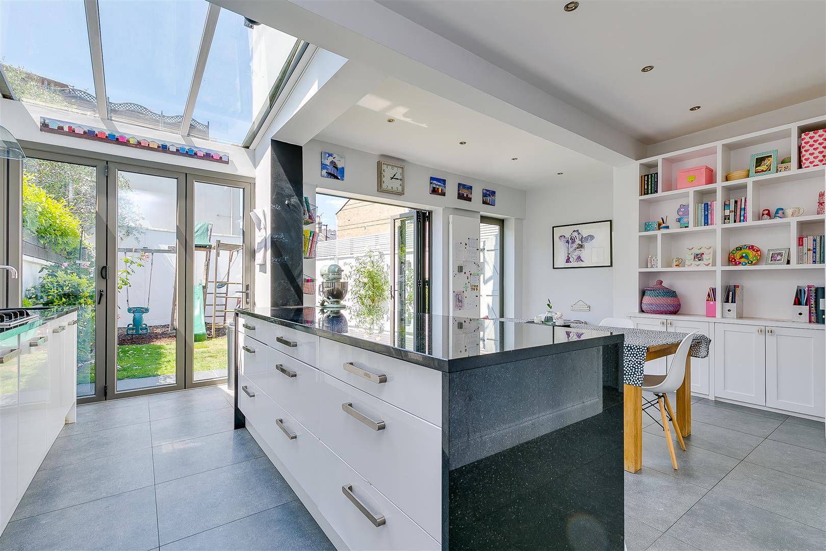 Property Image 229c6fbd-d199-4ec7-8cb4-e3b4222946bc