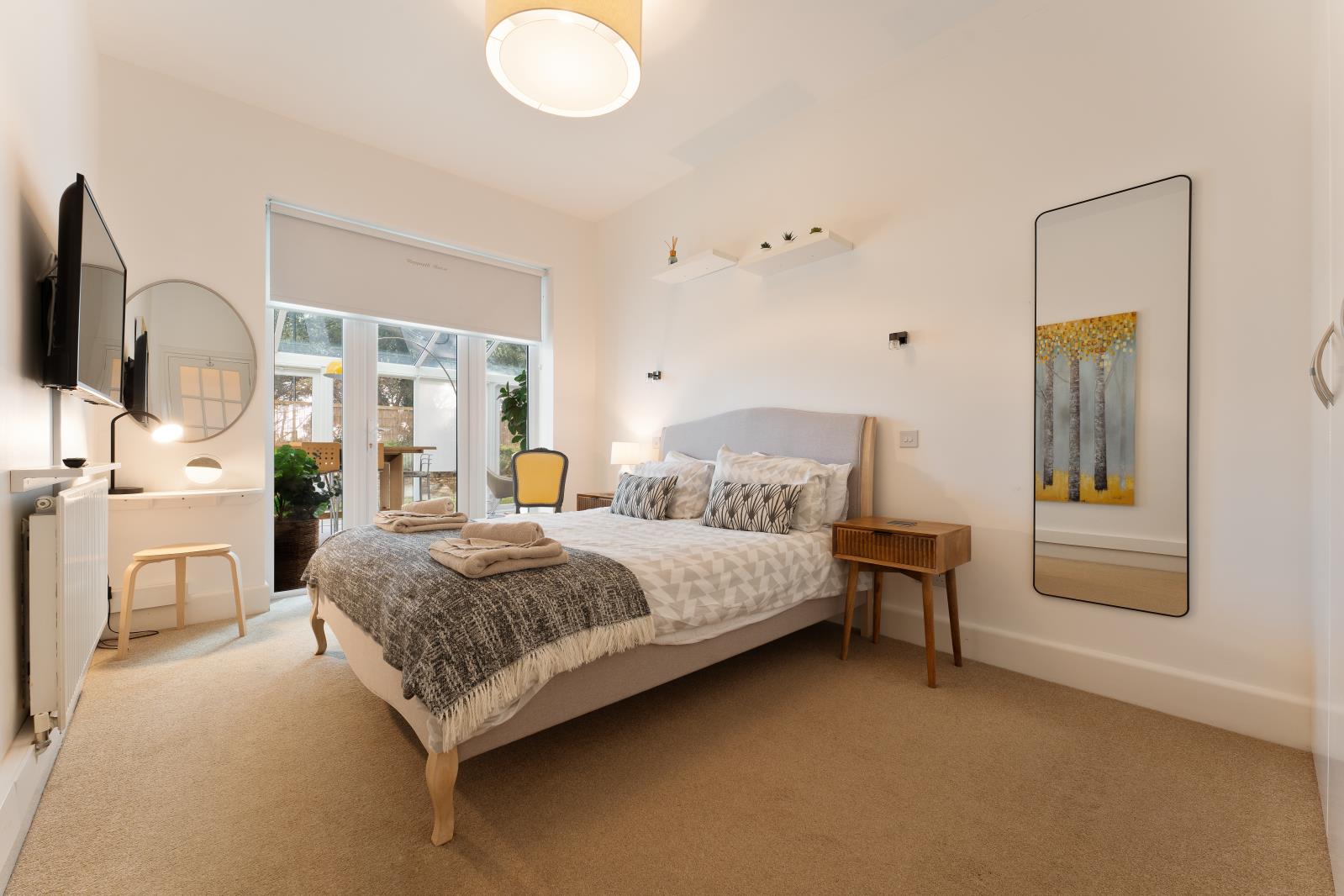Property Image 229ea930-45d0-4a97-91c6-3c4bf3928468