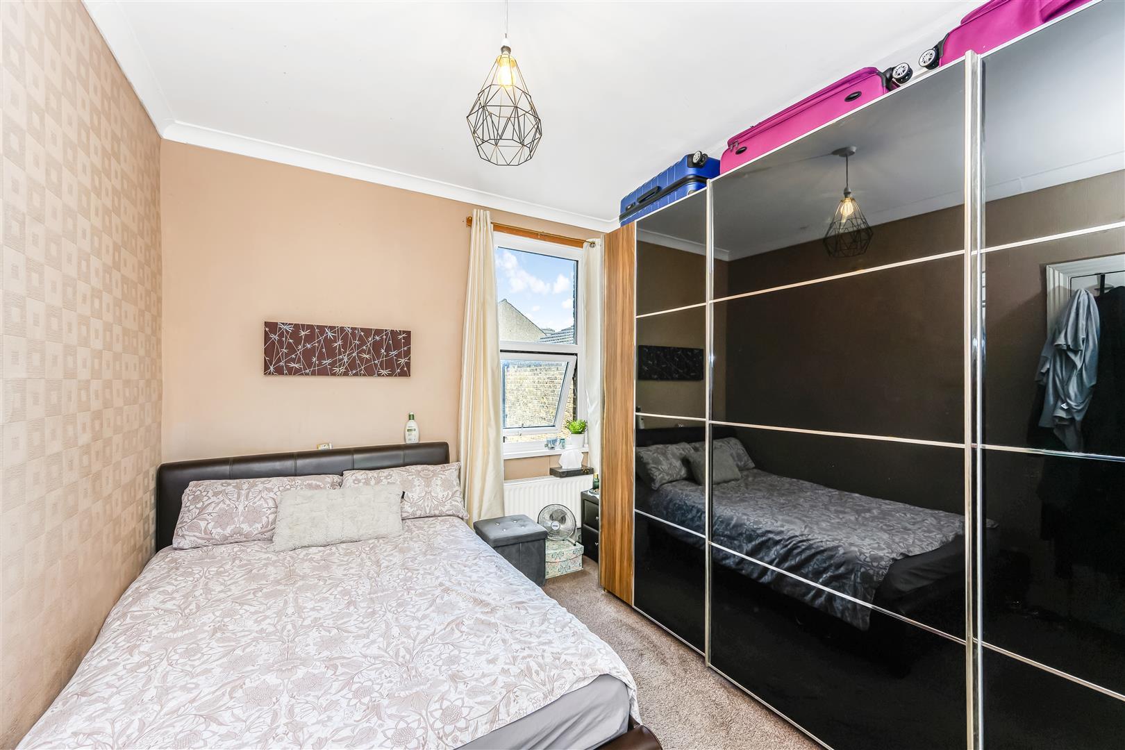Property Image 22a74781-45a7-4418-adfd-dfd252fa2618