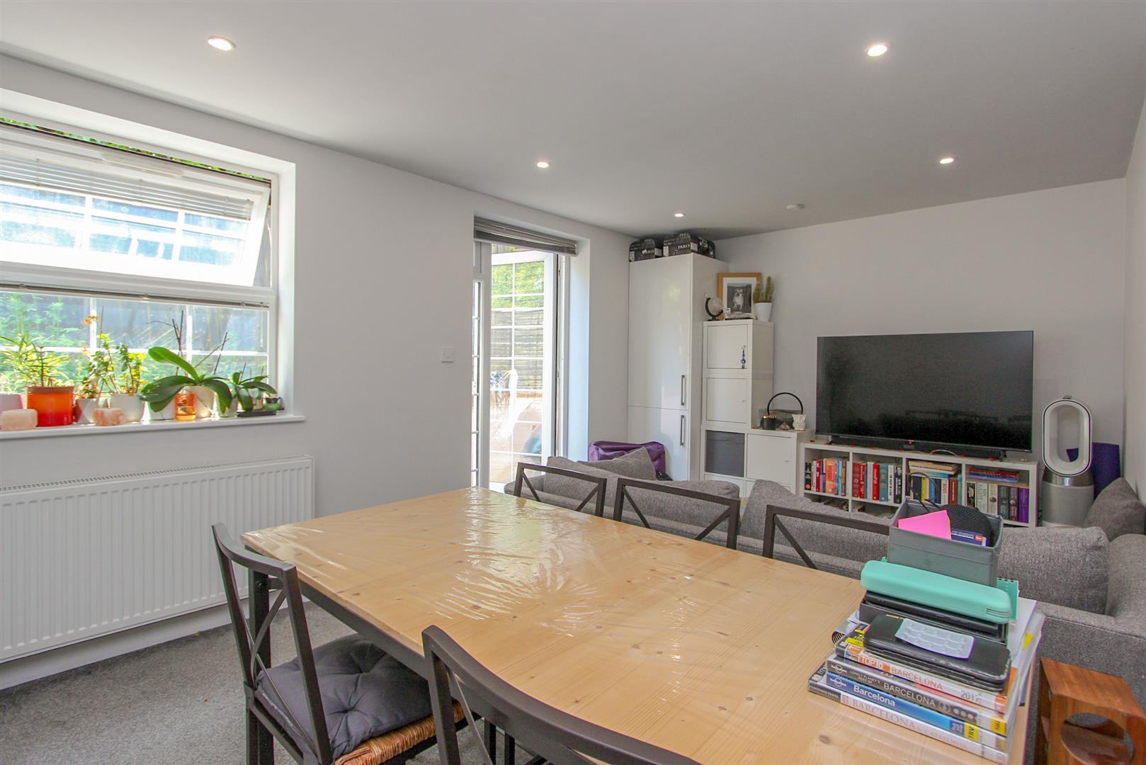 Property Image 22c0c012-2c48-4027-aa8a-09c9a8fb64b3