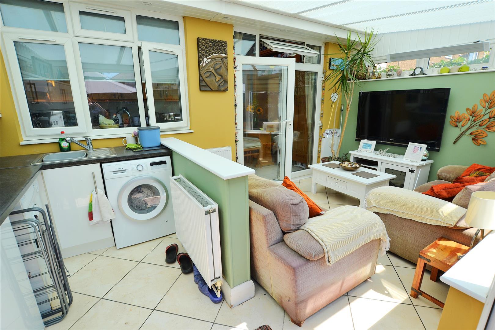 Property Image 22cb32e2-c945-48d7-a7d3-04626624353c