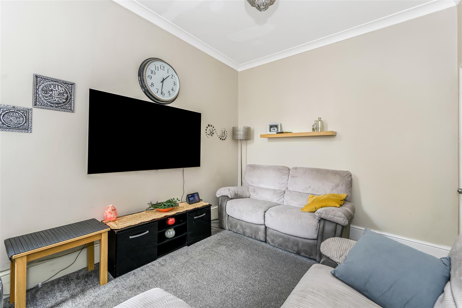 Property Image 22d3a65b-aa81-4d21-8c6c-46eefdecb84e