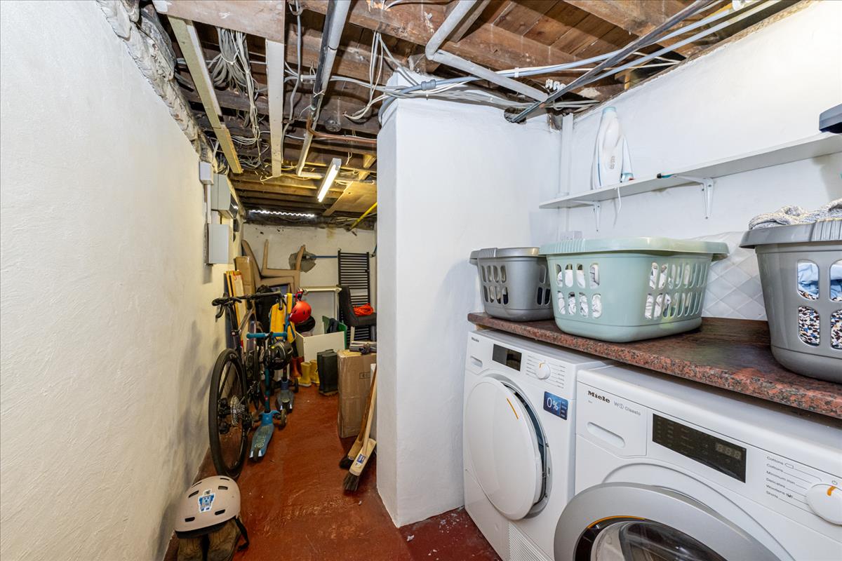Property Image 22d49ea4-96f8-451f-b43c-6115853a1aa7