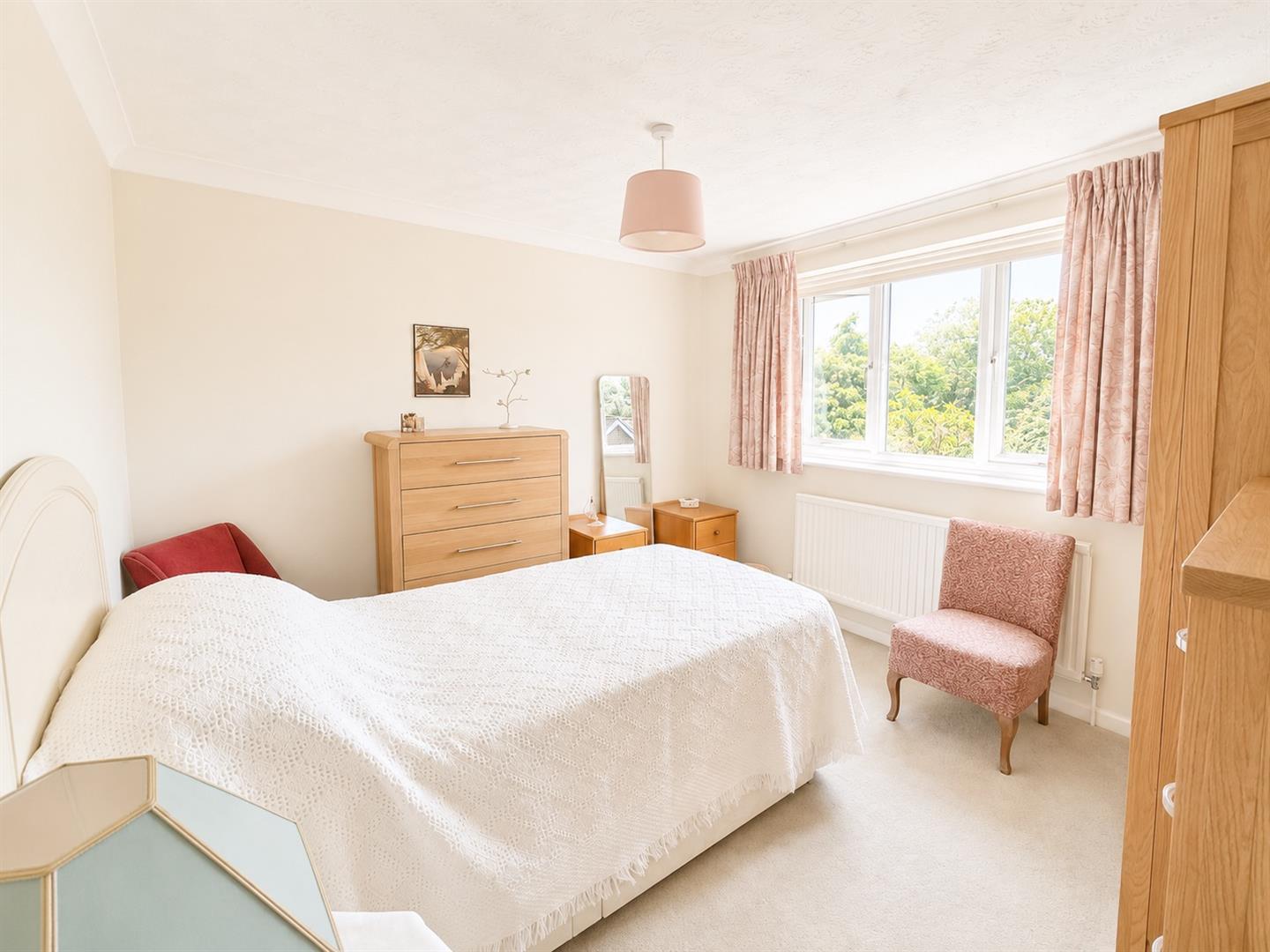 Property Image 22dcb084-99d7-4c31-b800-3323d2feb00e