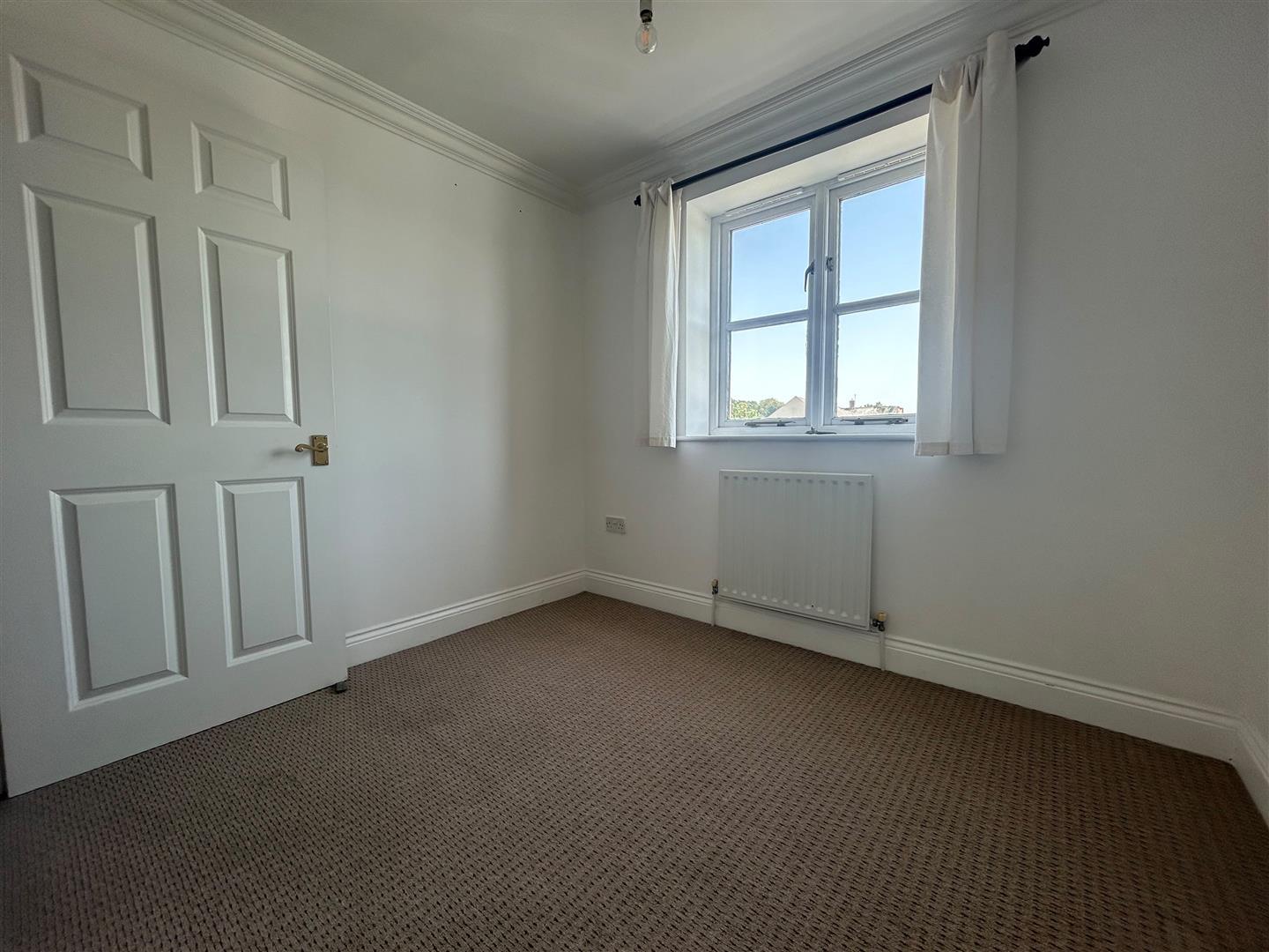 Property Image 22dfc19c-e426-40e8-8917-31bf9866949a