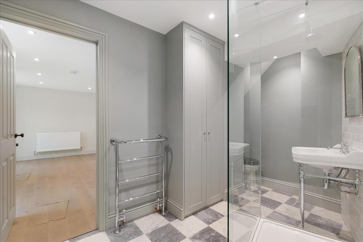 Property Image 22e1a5da-9125-4fa2-8498-31adc2e0a565