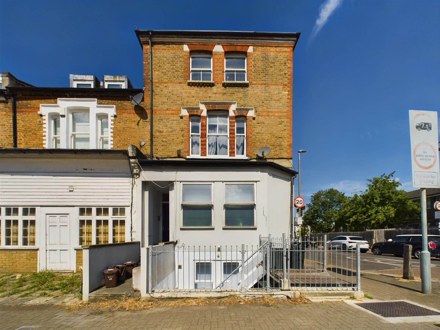 Property Image 22eb65b8-772d-4d52-8334-4598637ce103