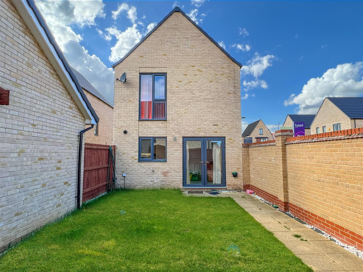 Property Image 230494c2-5c54-4d49-8a95-7193b0f7502b